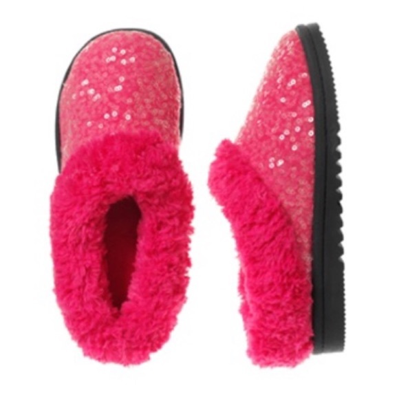 pink dearfoam slippers